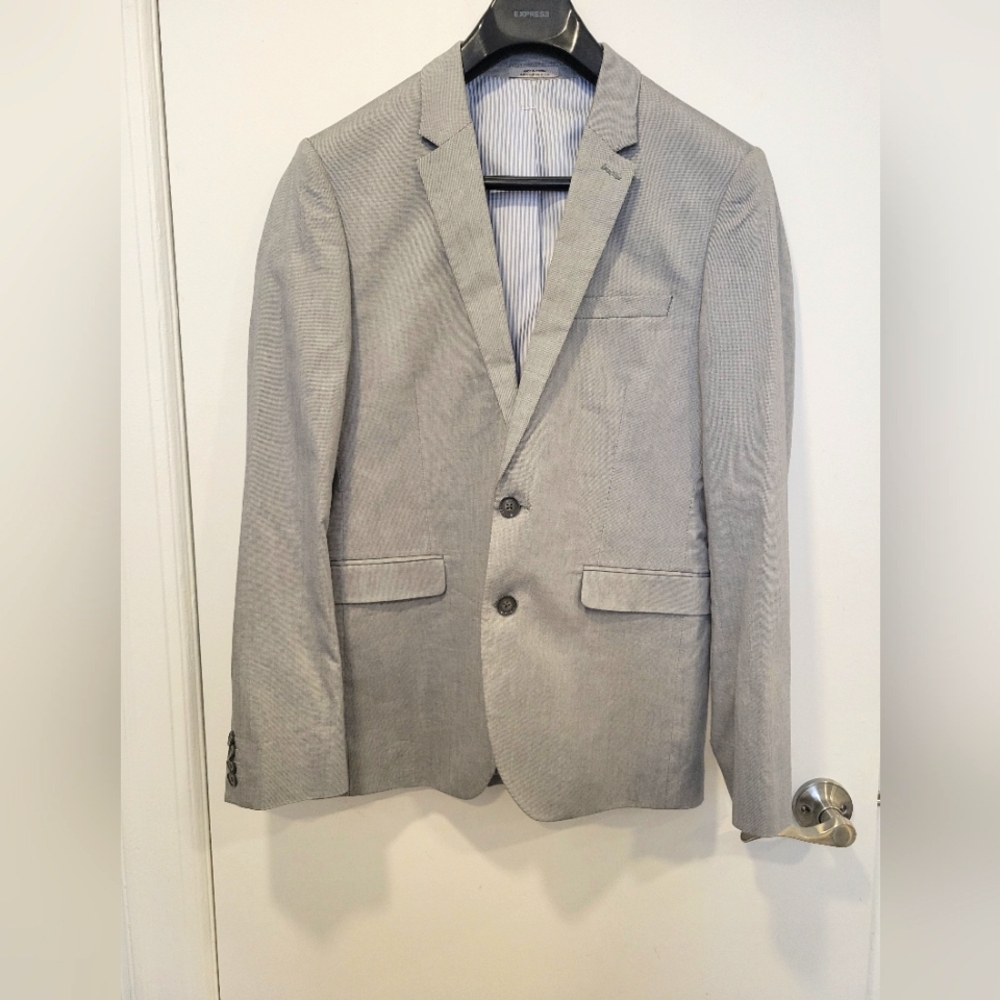 Express Innovator Gray Suit Jacket Size 38R Extra Slim